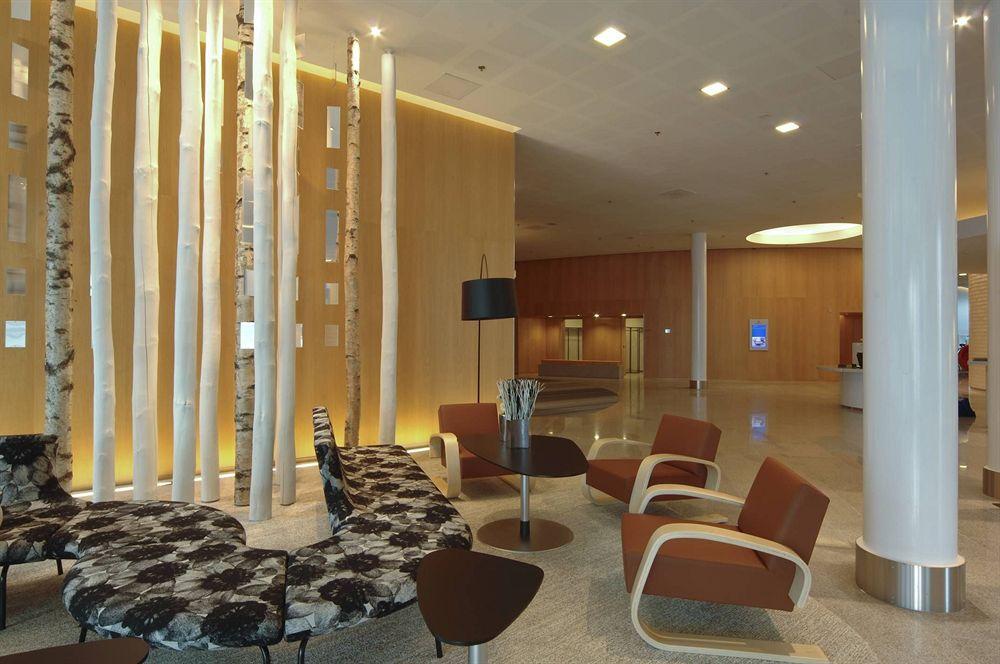 Hilton Helsinki Airport Hotel Vantaa Exterior photo